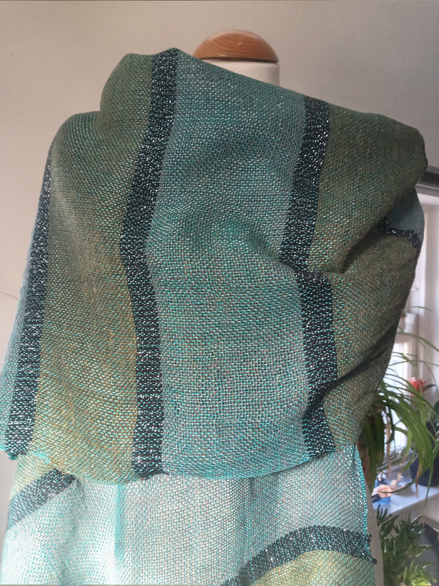 Donegal Cosmia Teal Silver Wrap