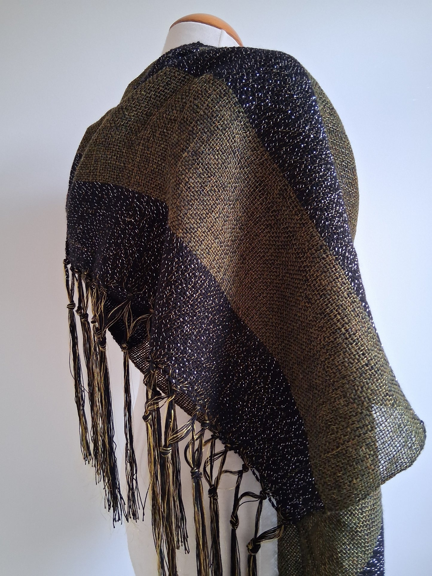 Cosmia Khaki Golden Noir Wrap