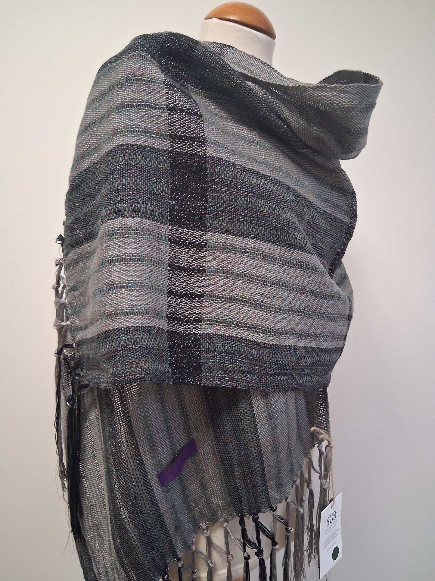 Silver Titanium Noir Wrap