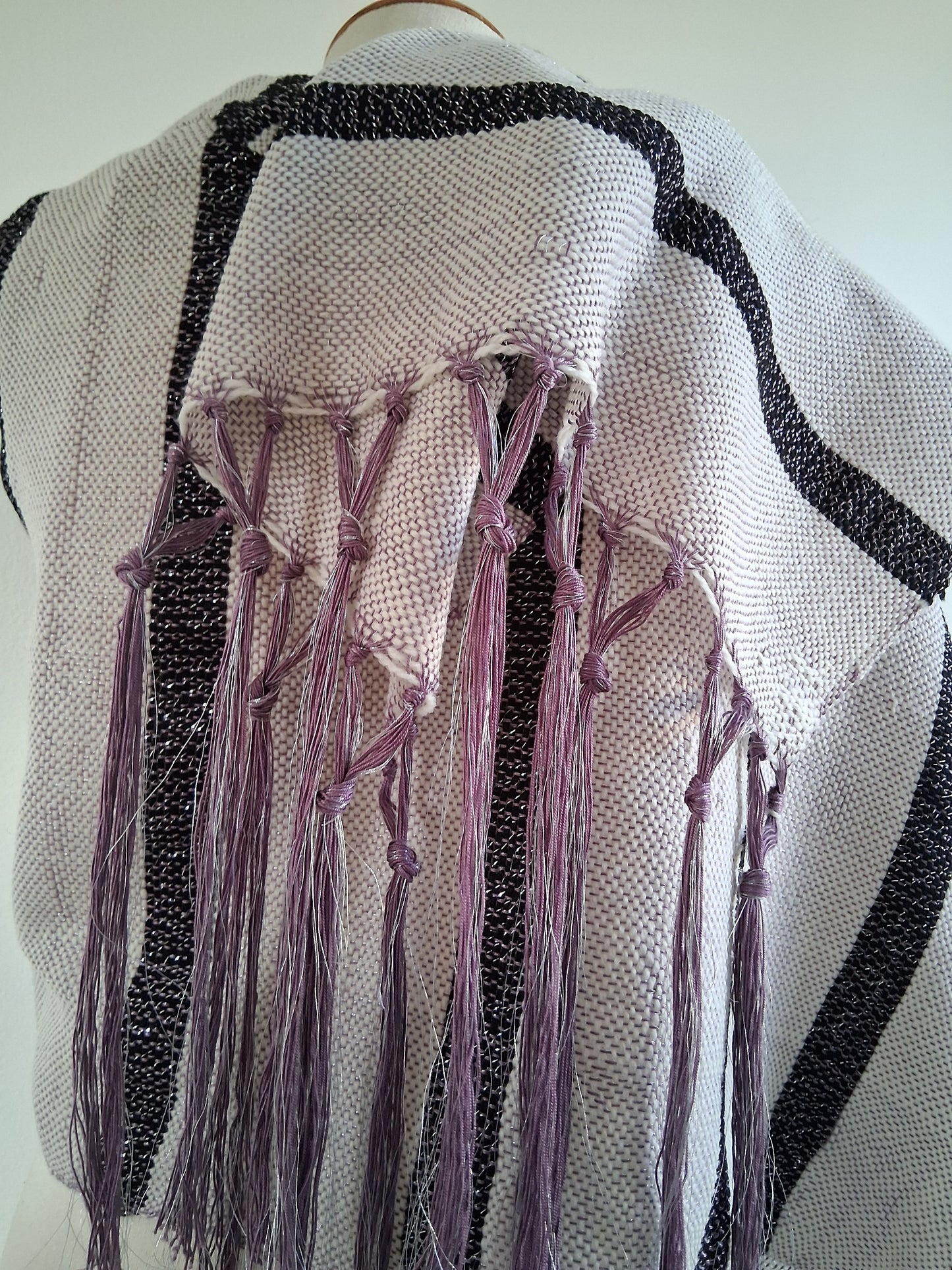 Cosmia Lambswool Noir Silver