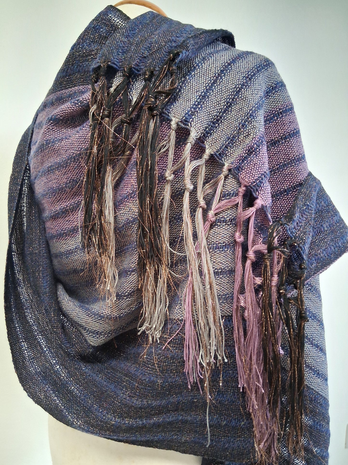 Navy Twist Rose Noir