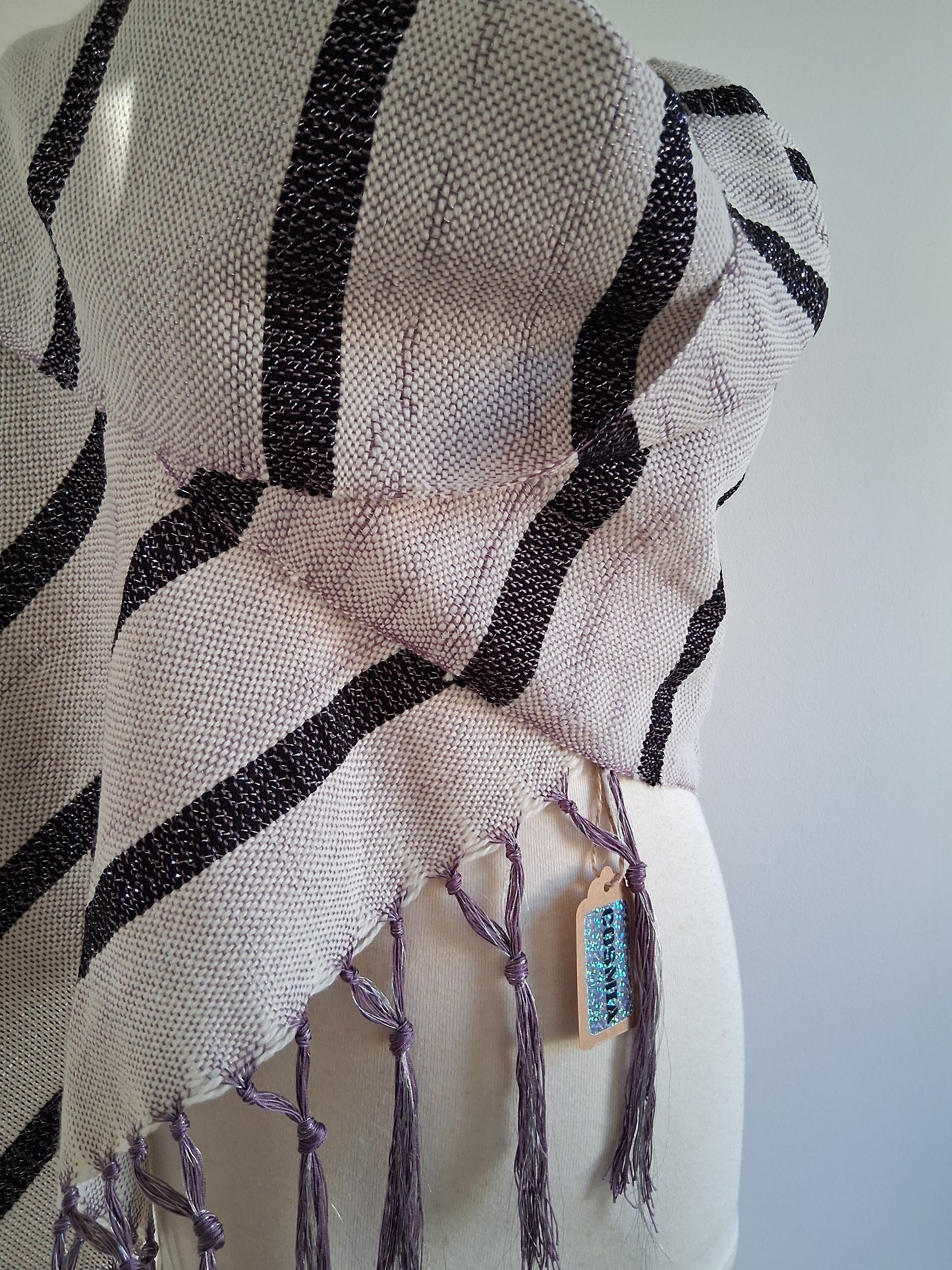 Cosmia Lambswool Noir Silver