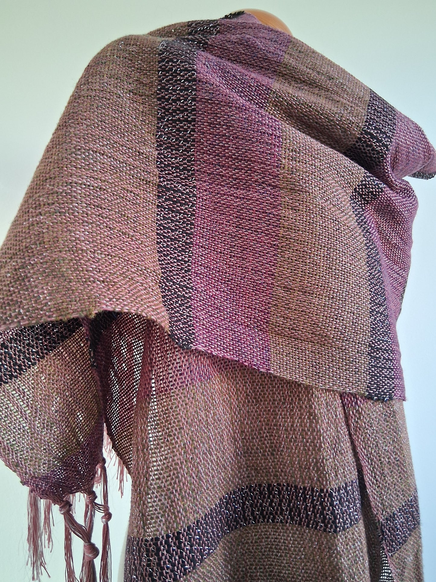 Cosmia Earthy Mulberry Khaki