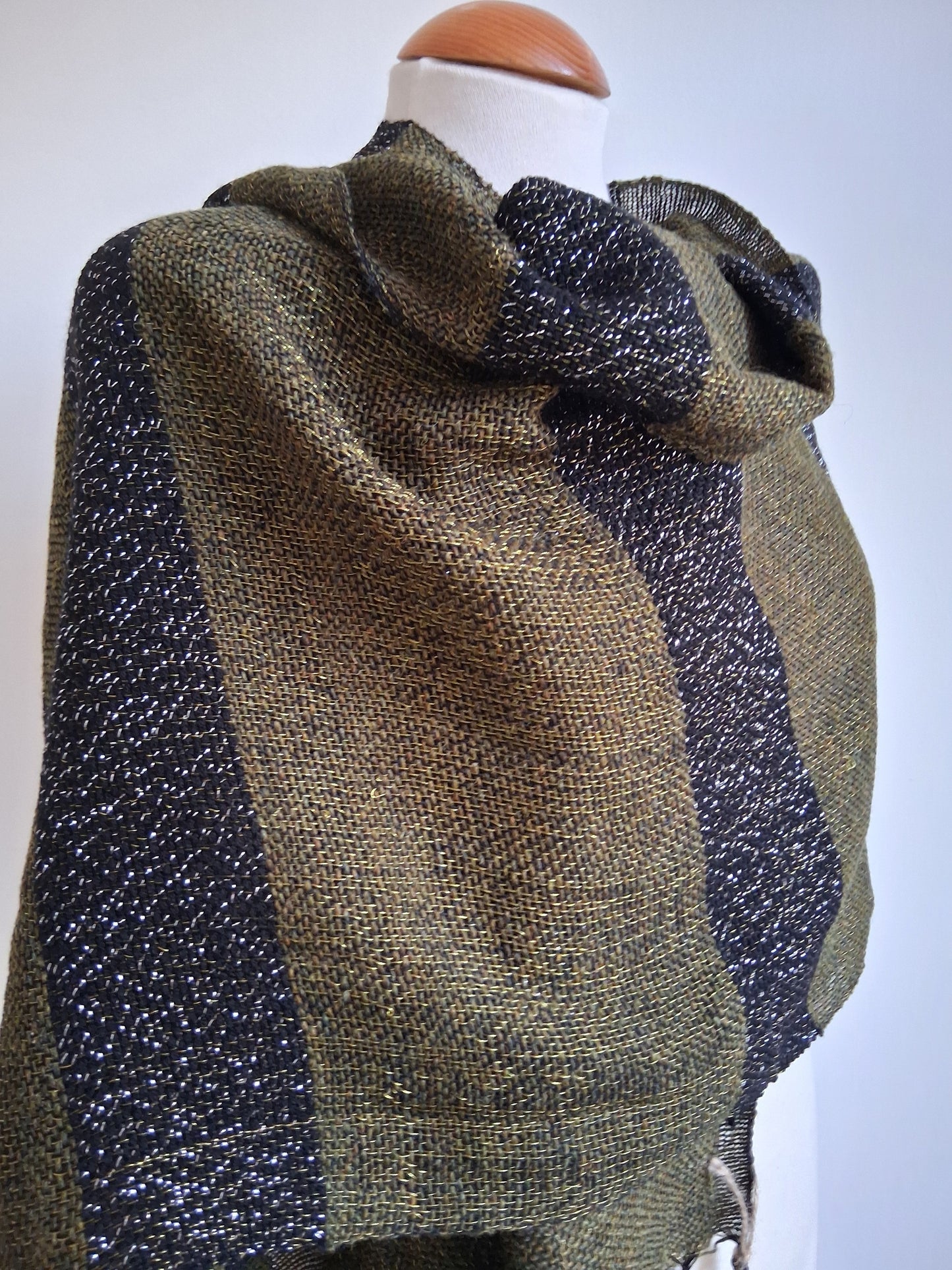 Cosmia Khaki Golden Noir Wrap