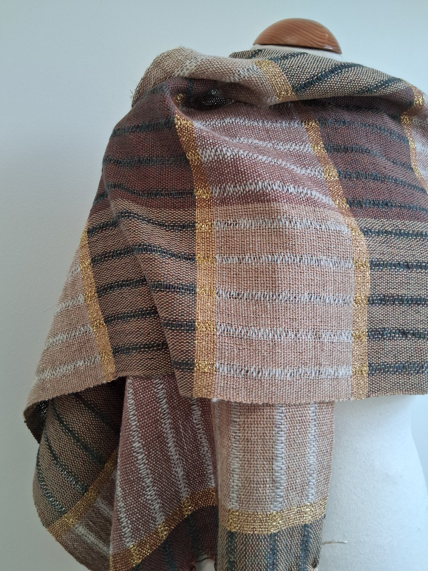 Golden Ocean Spray Marble Wrap