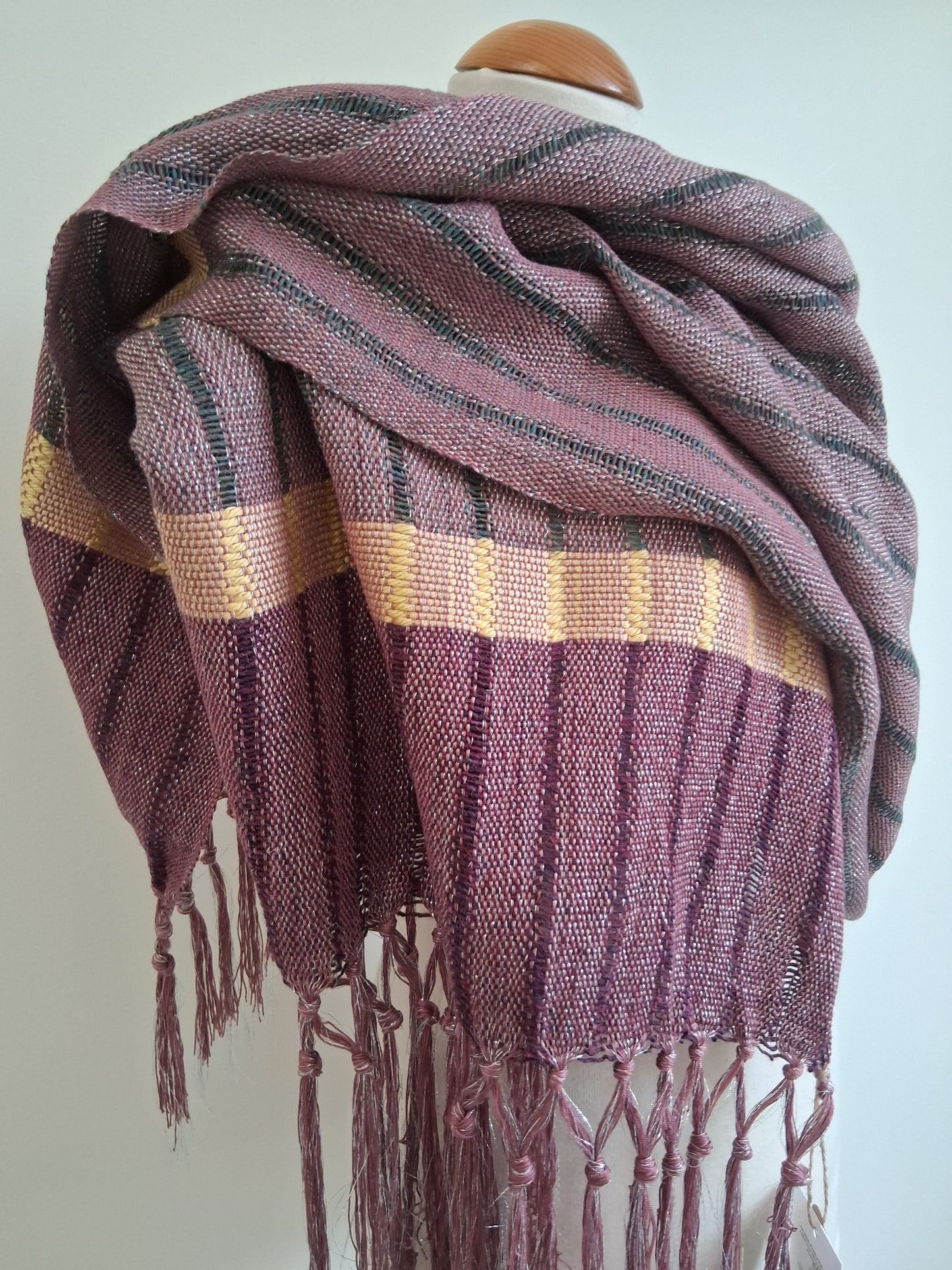 Silver Rose Mulberry Crème Wrap
